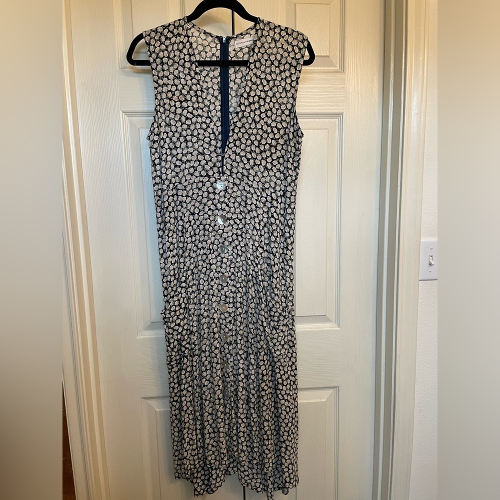 Faithfull the Brand rayon dress, navy/cream rose print, size 8, Large